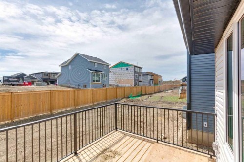 73 Southborough Square, Cochrane, AB - Outdoor