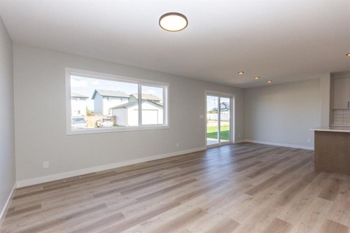 224 Augustus Way, Penhold, AB - Indoor
