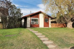 250 Cornett Drive Red Deer, AB T4P 2W2
