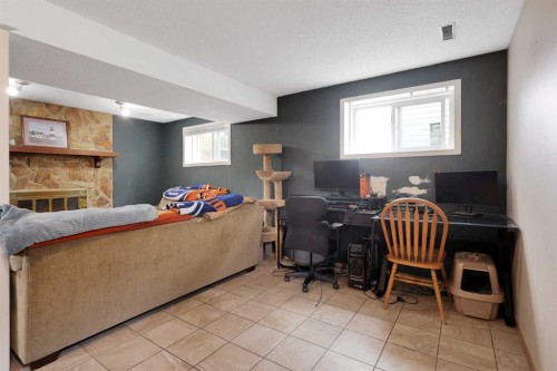 250 Cornett Drive, Red Deer, AB - Indoor
