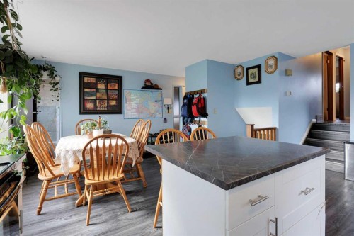 250 Cornett Drive, Red Deer, AB - Indoor Photo Showing Dining Room
