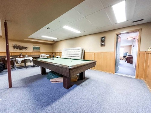 41 Sands Street, Rochon Sands, AB - Indoor Photo Showing Other Room