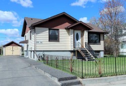 5108 54 Street Ponoka, AB T4J 1H8