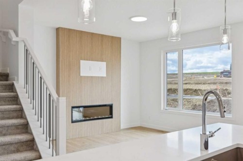 155 Vantage Crescent Sw, Airdrie, AB 