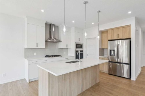 155 Vantage Crescent Sw, Airdrie, AB 