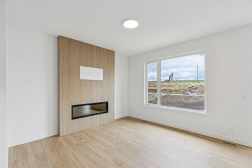 155 Vantage Crescent Sw, Airdrie, AB 