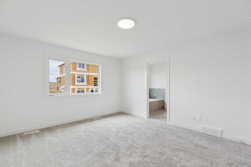 155 Vantage Crescent Sw, Airdrie, AB 