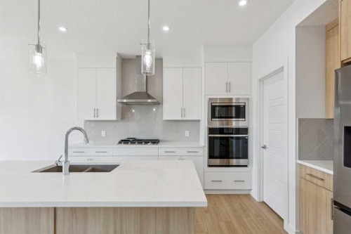 155 Vantage Crescent Sw, Airdrie, AB 