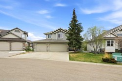 3 Legacy Cove Sylvan Lake, AB T4S 2M8