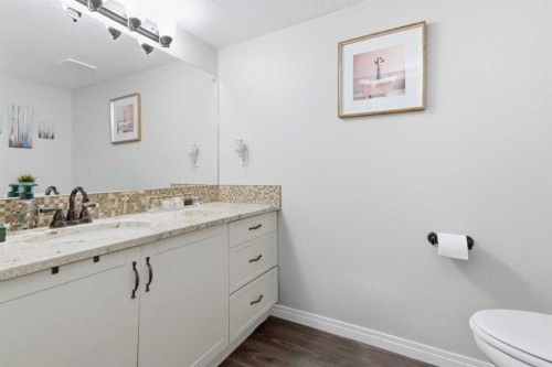 223A-80 Kelloway Crescent, Red Deer, AB - Indoor Photo Showing Bathroom