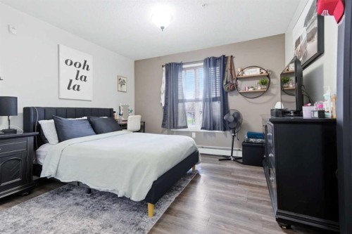 223A-80 Kelloway Crescent, Red Deer, AB - Indoor Photo Showing Bedroom