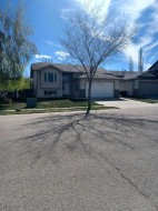 13 Firdale Road Sylvan Lake, AB T4S 2L2