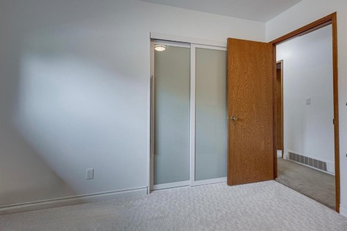8 Nielsen Close, Red Deer, AB - Indoor Photo Showing Other Room