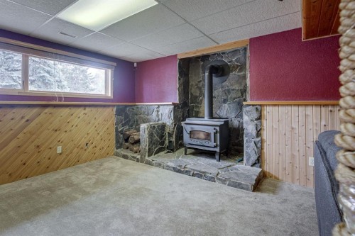 8 Nielsen Close, Red Deer, AB -  Photo Showing Other Room