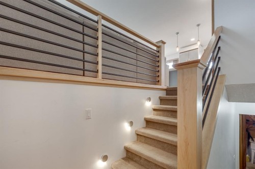 8 Nielsen Close, Red Deer, AB - Indoor Photo Showing Other Room