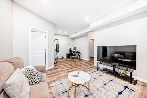 21 Valley Crescent, Blackfalds, AB - Indoor Photo Showing Living Room