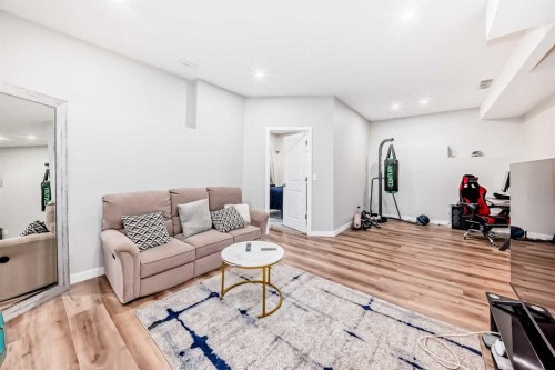 21 Valley Crescent, Blackfalds, AB - Indoor Photo Showing Other Room