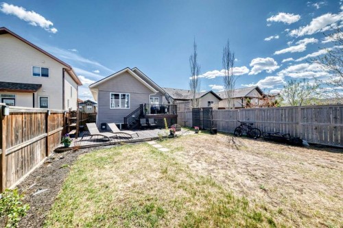 21 Valley Crescent, Blackfalds, AB - Outdoor
