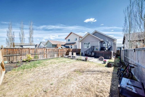 21 Valley Crescent, Blackfalds, AB - Outdoor