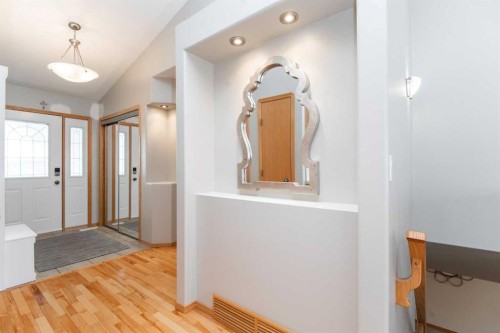 90 Alberts Close, Red Deer, AB - Indoor Photo Showing Other Room