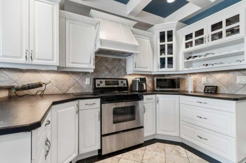 58 Lagrange Crescent, Red Deer, AB - Indoor Photo Showing Kitchen