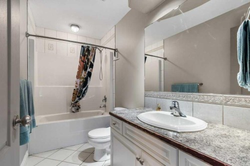 58 Lagrange Crescent, Red Deer, AB - Indoor Photo Showing Bathroom