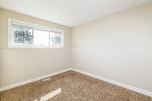 55 Patterson Crescent, Red Deer, AB - Indoor Photo Showing Other Room