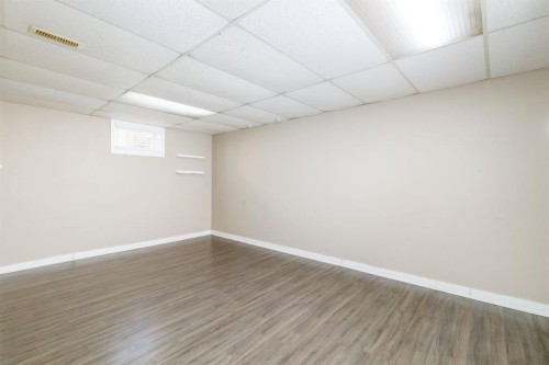 55 Patterson Crescent, Red Deer, AB - Indoor Photo Showing Other Room