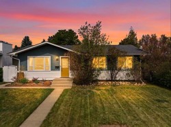6 Otterbury Avenue Red Deer, AB T4N 4Z9