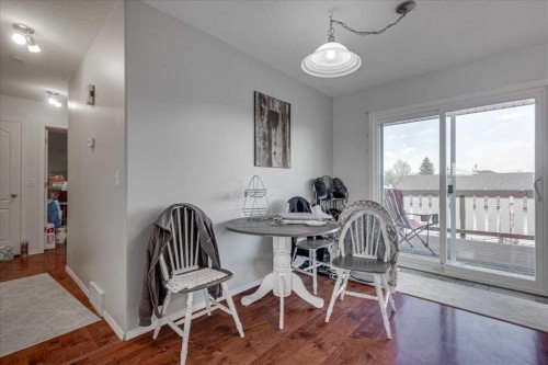 4 Harrison Road, Sylvan Lake, AB - Indoor Photo Showing Dining Room