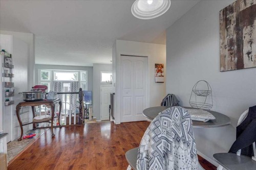 4 Harrison Road, Sylvan Lake, AB - Indoor Photo Showing Dining Room