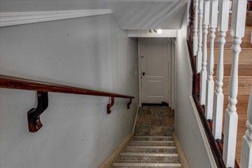 4 Harrison Road, Sylvan Lake, AB - Indoor Photo Showing Other Room