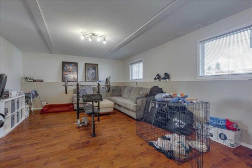 4 Harrison Road, Sylvan Lake, AB - Indoor