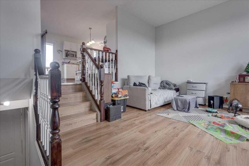 4 Harrison Road, Sylvan Lake, AB - Indoor Photo Showing Other Room