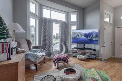 4 Harrison Road, Sylvan Lake, AB - Indoor