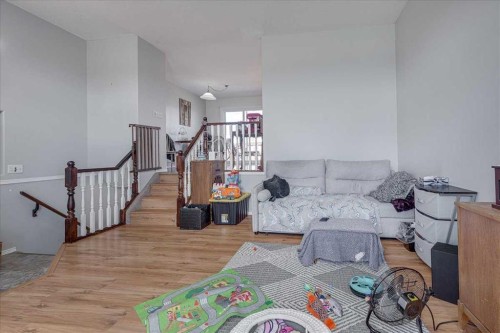4 Harrison Road, Sylvan Lake, AB - Indoor Photo Showing Other Room