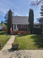5413 57 Street Ponoka, AB T4J 1L6