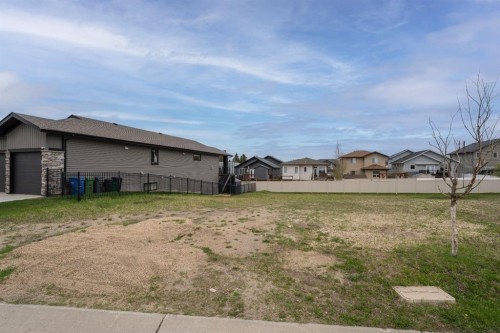 6 Tyrrell Place, Red Deer, AB 