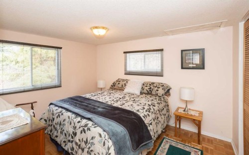 2731 6 Street, Calling Lake, AB - Indoor Photo Showing Bedroom