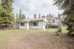 2731 6 Street Calling Lake, AB T0G 0K0