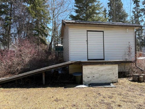 2731 6 Street, Calling Lake, AB - Outdoor