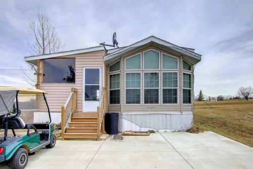 5008-25054 South Pine Lake Road  Rural Red Deer County, AB T0M 1R0