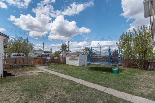 5024 49 Street, Clive, AB - Outdoor