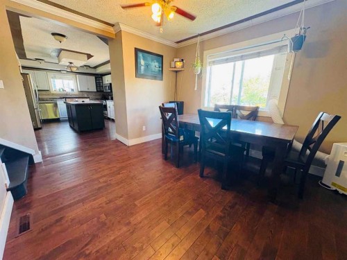5024 49 Street, Clive, AB - Indoor Photo Showing Dining Room
