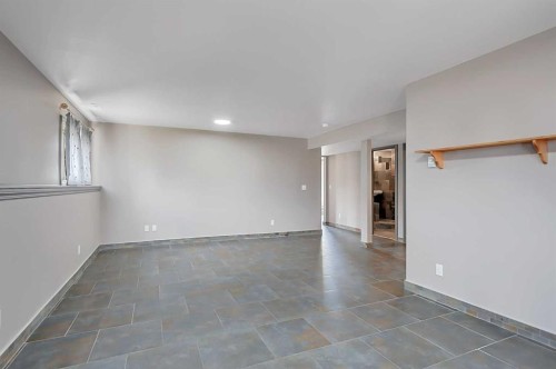 23 Lambertson Place, Sylvan Lake, AB - Indoor Photo Showing Other Room