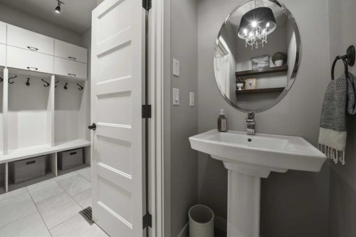 28 Sawyer Close, Red Deer, AB - Indoor Photo Showing Bathroom