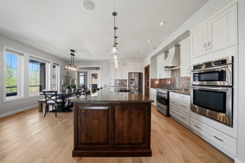 28 Sawyer Close, Red Deer, AB - Indoor Photo Showing Kitchen With Stainless Steel Kitchen With Upgraded Kitchen