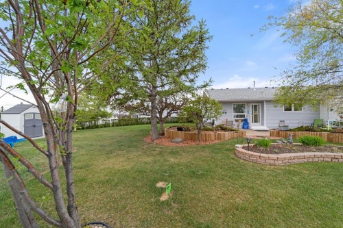 3932 56A Street Close, Camrose, AB 