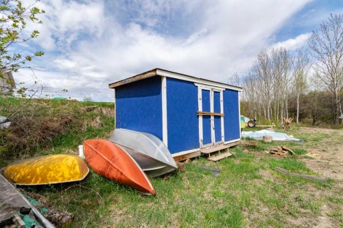 5 Mackenzie Way, White Sands, AB 