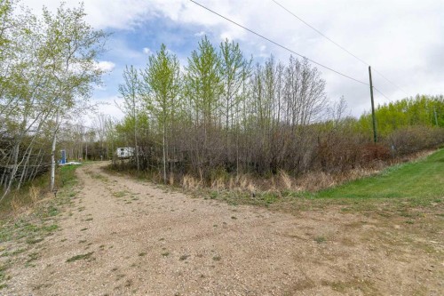 5 Mackenzie Way, White Sands, AB 
